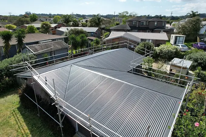 Installing sleek and durable metal roofing panels