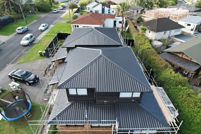 Installing high-quality roofing materials with precision